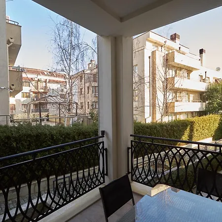 شقة Briz Sea فارنا