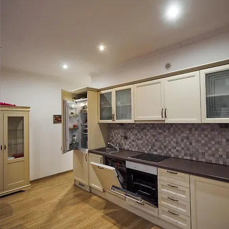 Briz Sea * فارنا